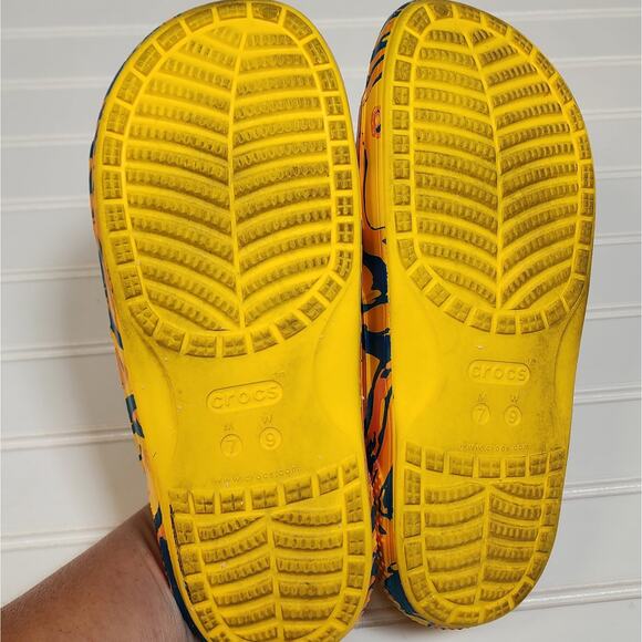 Crocs Classic Unisex Adults Marbled Slide Sandals Size 7 Men\'s/9 Women\'s Yellow